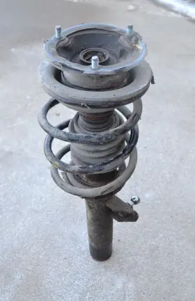 31316786520 Bmw 2004-2007 525xi Front Right Strut And Spring Assembly E60 530xi 528xi Xdrive