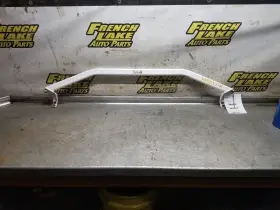 528.bm1a06 Bmw Strut Tower Brace 3.0l Mt Fits 2006 325i 1185415