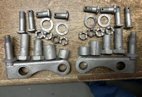 B-1102-r Ford 1939-1941 Rear Tube Shock Mounts Original Pair 1940 Complete Set