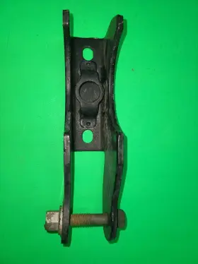 F81a-4a047-bb Ford F250 F350 Lh Left Driver Rear Axle Lower Shock Mount 99-04 #3