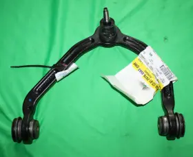 25793553r Gm New Oem Gmc Chevrolet Driver Right Front Upper Control Arm