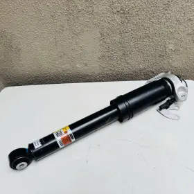 84230454 Gm Genuine 2013-2019 Cadillac Ats Rear Right Shock Absorber Upper Mount