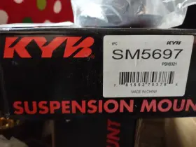 Sm5697 Kyb Shock Mount Rear Left Upper