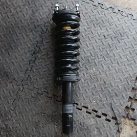 Ls53-90201r Mopar P/n Strut For 2010 Jeep Grand Cherokee