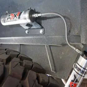 Un3rr Skyjacker - Suspension Shock Absorber Mounting Kit