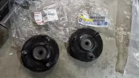48609-0c021 Toyota Genuine Shock Mount Left Right Front